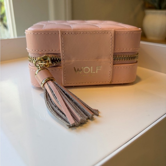 WOLF Pink and Tan Travel Jewelry Organizer - Picture 9 of 14